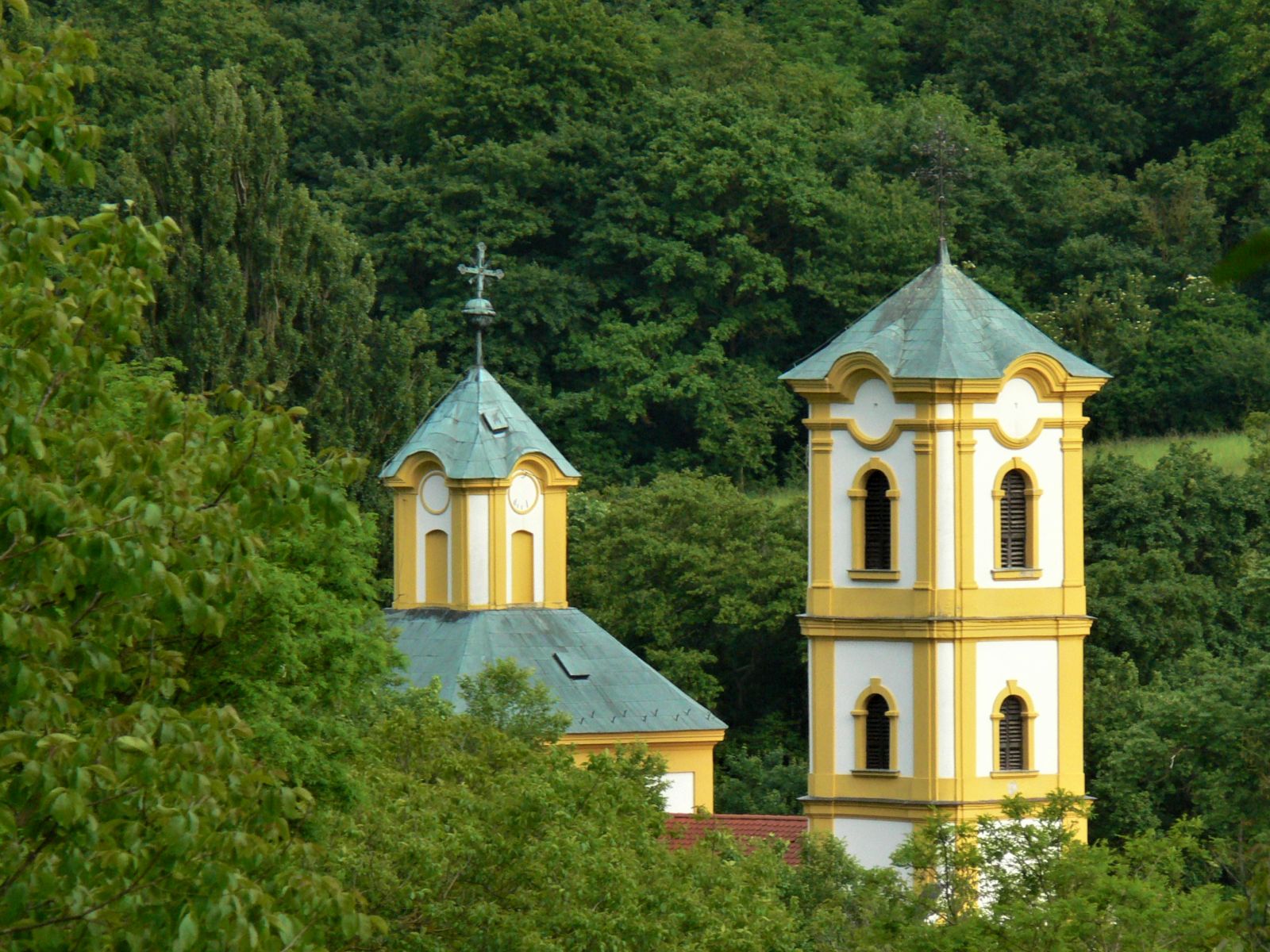 Tolna-churches